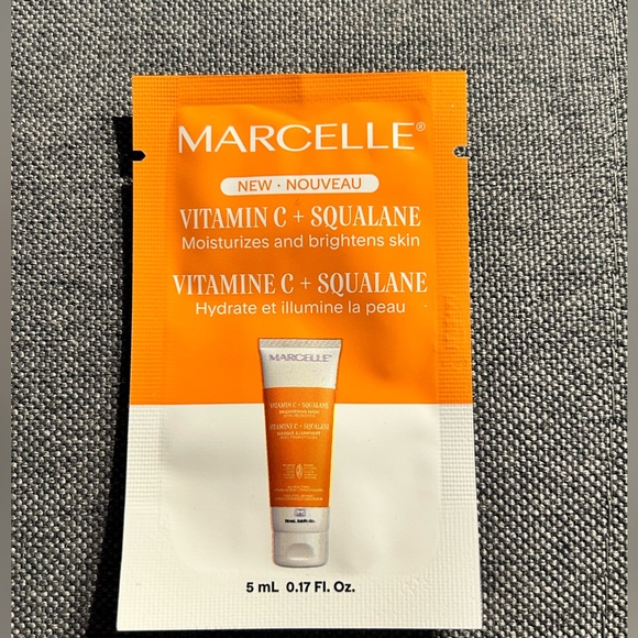 Brightening Skincare Set | 10 Products - Picture 11 of 11